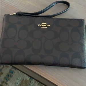 Coach wristlet new without tags